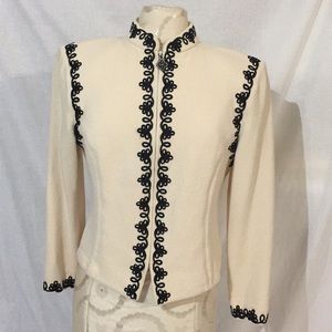 St. John Blazer fits size 8